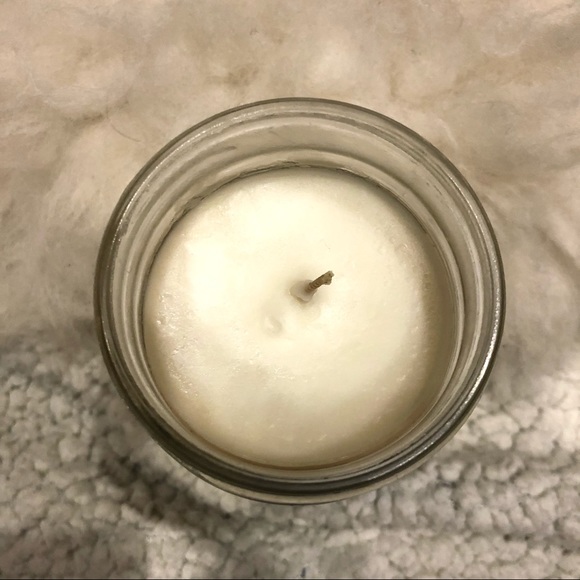 All You Need Is Love And A Cat Glass Jar Clean Linen Fragrance Scented Candle - Picture 4 of 6